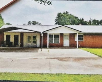 3 Bedroom 2BA 2176 ft Single Family Home For Sale in SALLISAW, OK