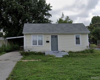 223 LA Motte Ln. Welcome to this charming 2-bedroom, 1-bathroom home located in the heart of Ferguson, MO. This freshly remodeled home is one level living. This is a slab home and does not have a basement. This property boasts a main floor laundry room complete with laundry hook-ups for your convenience. The hardsurface flooring throughout the home adds a touch of elegance and is easy to mainta...