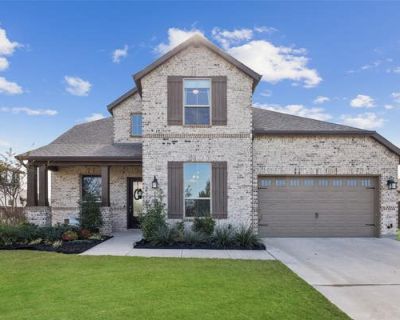 5 Bedroom 3BA 3343 ft Single Family Home For Sale in WAXAHACHIE, TX