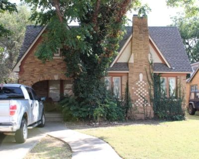 4 Bedroom 3BA 0 ft Pet-Friendly Apartment For Rent in Lubbock, TX