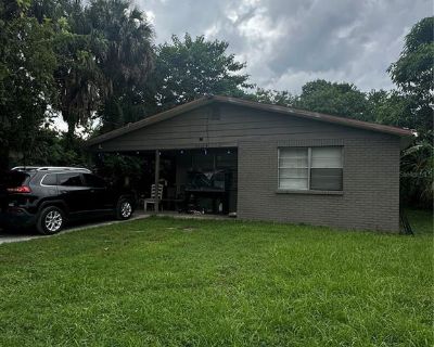 3 Bedroom 2BA 975 ft Single Family House For Sale in Tampa, FL