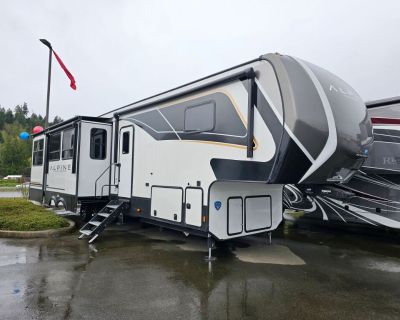 2025 Keystone Alpine Avalanche Edition 366LS