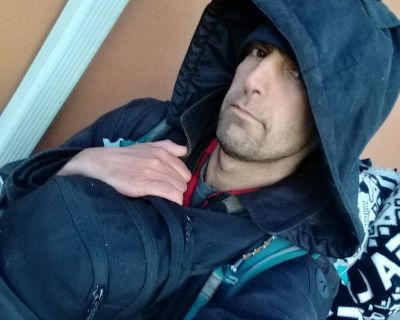 Jeff - Needs a Place or a Room
