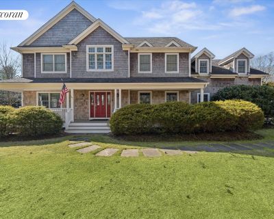4 Bedroom 3BA 3400 ft House For Rent in Quogue, NY