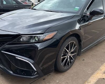 Used 2024 Toyota Camry SE