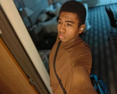 Ooga booga. Quiet. Need save money. Big ballin energy. Stay in my room most of the time. Will probably only come out to cook, eat, clean and game if anyone down..