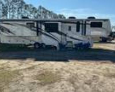 2023 Redwood RV 5th Wheel 4200FL