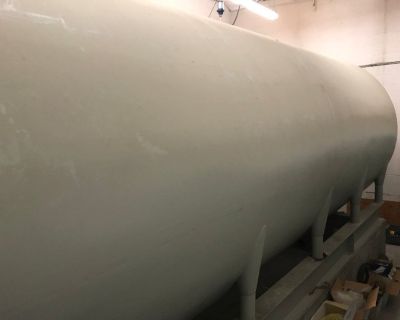 8,000 gallon tank is super condition!
