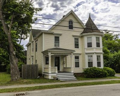 4 Bedroom 3BA 2364 ft Single Family Home For Sale in BANGOR, ME