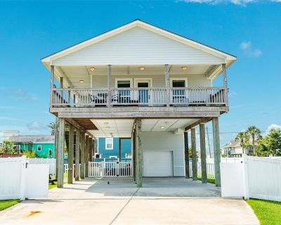 3 Bedroom 2BA 1253 ft Single-Family House For Sale in Jamaica Beach, TX