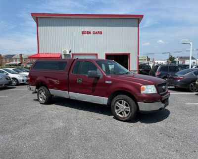 2005 Ford F150 Regular Cab XLT Pickup 2D 8 ft