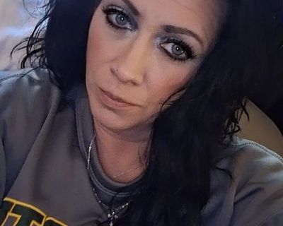 Kristy - Needs a Place on iROOMit or a Room