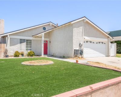 4 Bedroom 2BA 1592 ft Single Family House For Sale in Simi Valley, CA