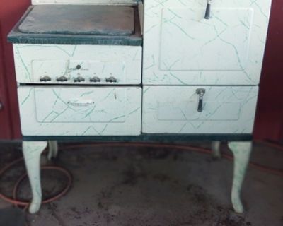 Detroit Jewel gas range