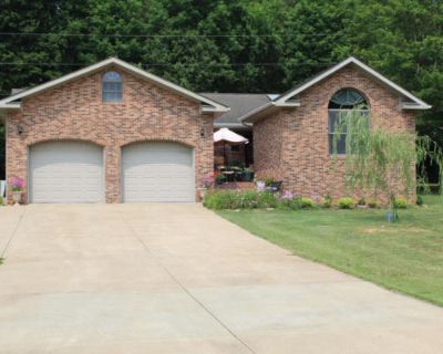 4 Bedroom 3BA 1593 ft Single Family Home For Sale in Princeton, KY