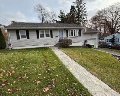 3 Bedroom 1BA 960 ft Single Family House For Sale in Waterbury, CT