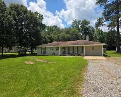 4 Bedroom 2BA 1439 ft Single Family Home For Sale in DEVILLE, LA