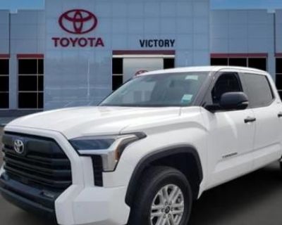 2023 Toyota Tundra 4X4 SR5 4DR Crewmax Cab Pickup SB