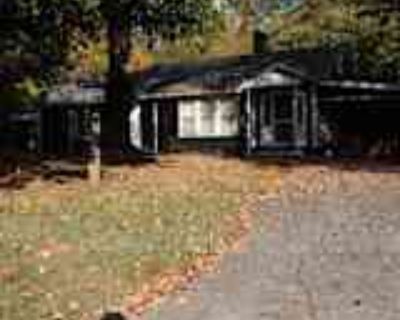 1 Bedroom 1BA Pet-Friendly House For Rent in Demorest, GA 1522 Central Ave