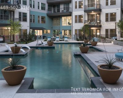 2 Bedroom 2BA 1075 ft Pet-Friendly Apartment For Rent in Plano, TX