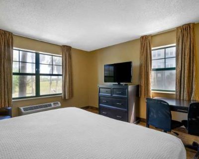 Tampa. Business and pleasure come together in Tampa with its gorgeous beaches and absence of income tax . On-site laundry Pet friendly All utils included Cable included Recently renovated Coffee bar Unit Amenities air conditioning furnished cable included microwave recently renovated refrigerator Property Amenities on-site laundry cats allowed dogs allowed pet friendly business center coffee ba...