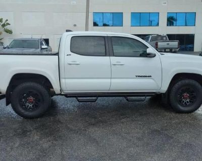 2022 Toyota Tacoma 4X2 TRD Off-Road 4DR Double Cab 5.0 FT SB