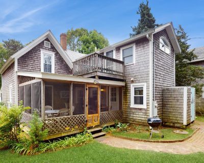3 Bedroom 2BA House Vacation Rental in Gingerbread Dream, Oak Bluffs, MA