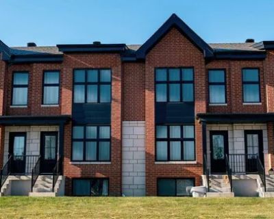 Rue Fonteneau. Rental Period: Unlimited. Available from: ASAP. Appartement - 101 - L'Assomption - 2 Chambre(s) Coucher - 1 Salle(s) de Bain - 1220 PC - $1,600 /mo Nouvelle construction pr te pour le 1 er septembre 2025 Lumineux condo locatif, 2 chambres coucher avec Walk-In, aire de vie ouverte, grand salon, salle manger et cuisine avec un grand ilot central incluant un lave-vaisselle. Salle de...