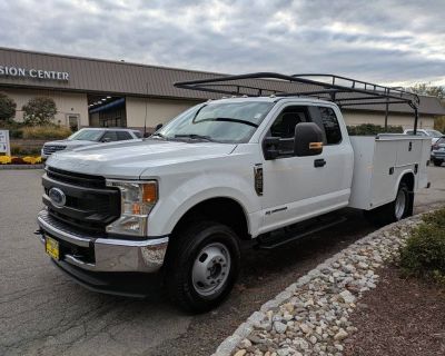 Used 2022 Ford Super Duty F-350 Chassis Cab XL