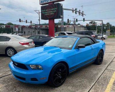2012 Ford Mustang Convertible 2D