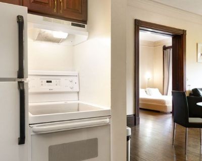 Furnished One Bedroom Suite in the Heart of Back Bay