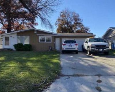 3 Bed 1 Bath Preforeclosure Property in Owatonna, MN 55060 - Rolling Green Dr