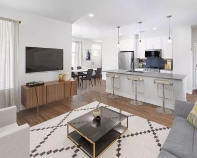 2 Bedroom 2BA 1173 ft Furnished Pet-Friendly Apartment For Rent in Acton, MA