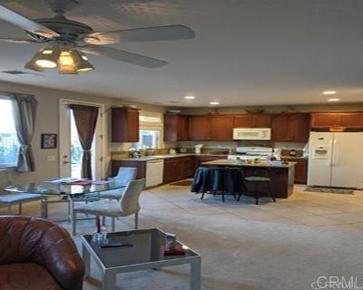 2 Bedroom 2BA 1200 ft Condo For Rent in Hemet, CA