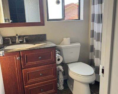 Available on: now. Furnished. Internet included * Students welcome * 40+ years welcome Heather Kay will require background checks for this room Learn more. East side of Petaluma, Close to grocery stores, Friedmans , restaurants, furnished cozy room. Rent $1,000 per month Bills Not included Security deposit $1,000 Property type Condo Room furnishing Furnished Available on Now. Nice, furnished ro...