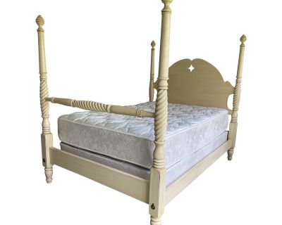 Ethan Allen Four Poster Full Size Bed