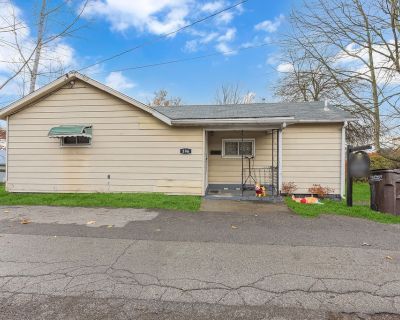 1 Bedroom 1BA 658 ft Single Family House For Sale in Sharon, PA