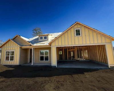 4 Bedroom 2BA 1701 ft Single Family Home For Sale in HAHIRA, GA