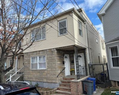 4 Bedroom 2BA Single Family House For Rent in Kearny, NJ