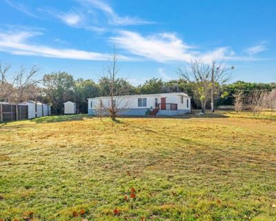 3 Bedroom 2BA 1800 ft Mobile Home For Sale in GRANBURY, TX