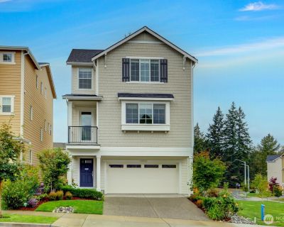 4 Bedroom 3BA 2465 ft House For Rent in Lynnwood, WA