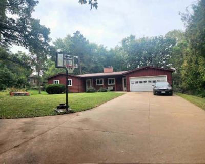 3 Bedroom 2BA 2012 ft Single Family Home For Sale in PLATTEVILLE, WI