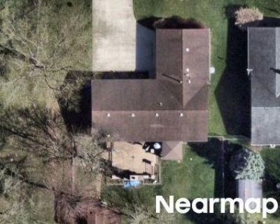 3 Bed 2 Bath Preforeclosure Property in Brunswick, OH 44212 - Buckingham Dr