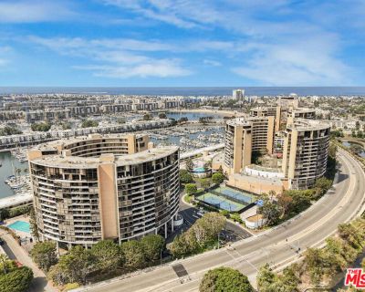 2 Bedroom 2BA 1422 ft Condo For Sale in Marina del Rey, CA