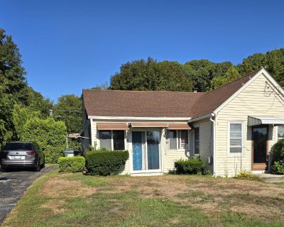2 Bedroom 1BA 1066 ft Single Family House For Sale in Stonington, CT