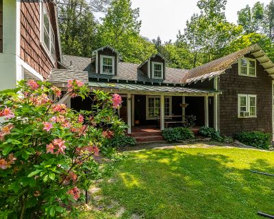 3 Bedroom 2BA 2616 ft Single Family House For Sale in Hartland, VT