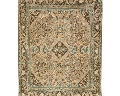 Handmade Vintage Mahal Persian Wool Rug With Floral Pattern in Brown