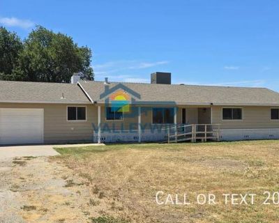 3 Bedroom 2BA 1200 ft Single-family home For Rent in Modesto, CA