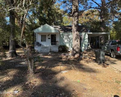 2 Bedroom 1BA 692 ft Single Family Home For Sale in JACKSON, MS