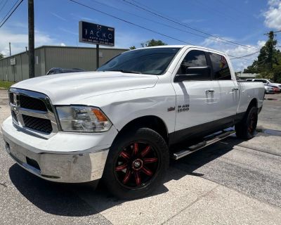 2018 Ram 1500 Crew Cab SLT Pickup 4D 6 1/3 ft